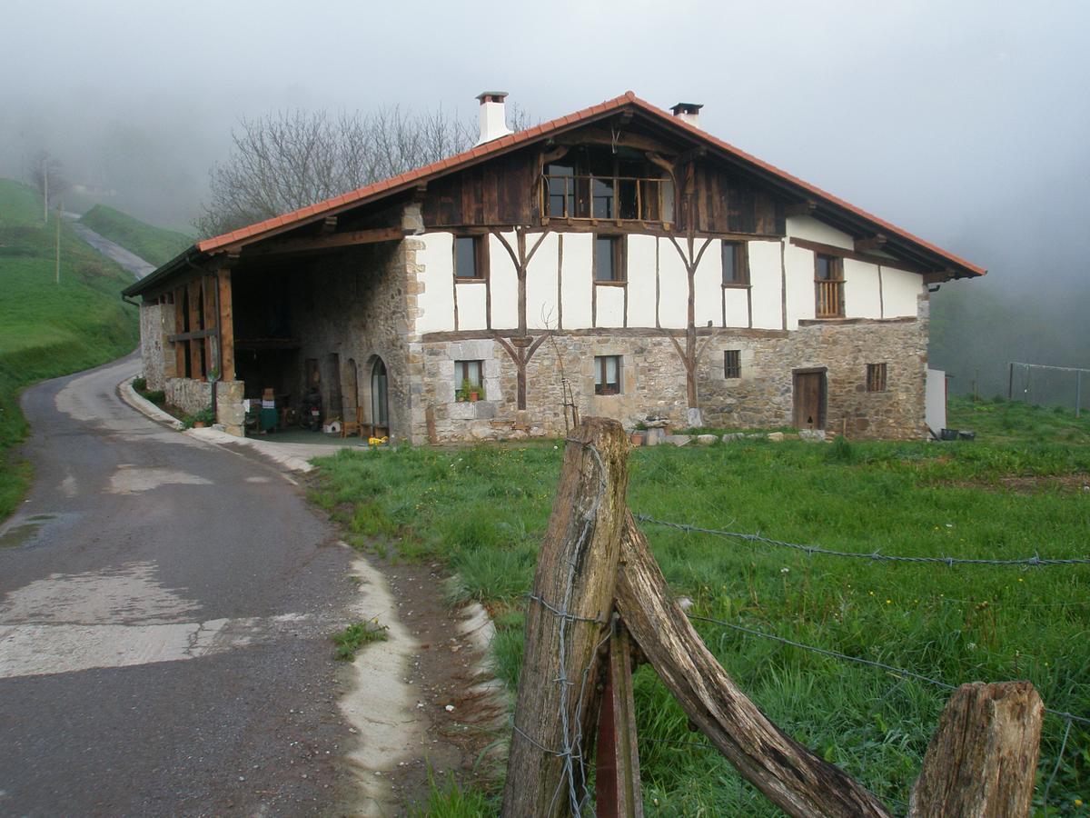 OTARDI cerca de San Sebastián Albergue turístico En Guipúzcoa Asteasu Exterior foto